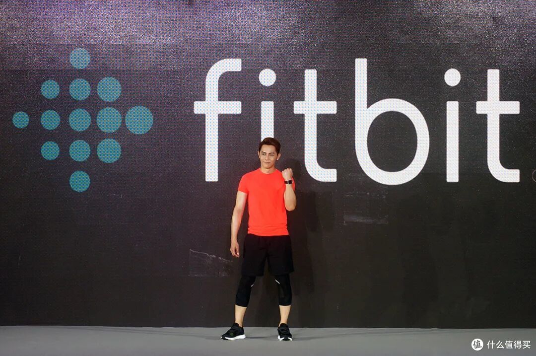 再见,Fitbit 。
