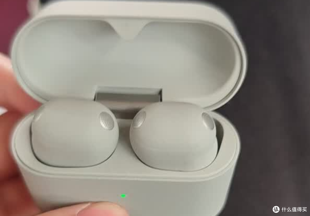2026年旗舰降噪耳机,索尼、Bose、苹果如何选?降噪耳机优缺点