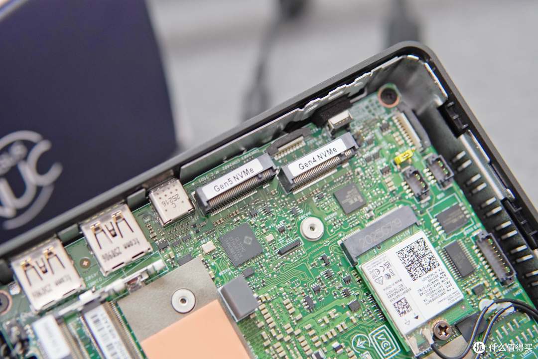华硕NUC 16 Pro：搭载英特尔第三代酷睿Ultra，全场景无缝适配