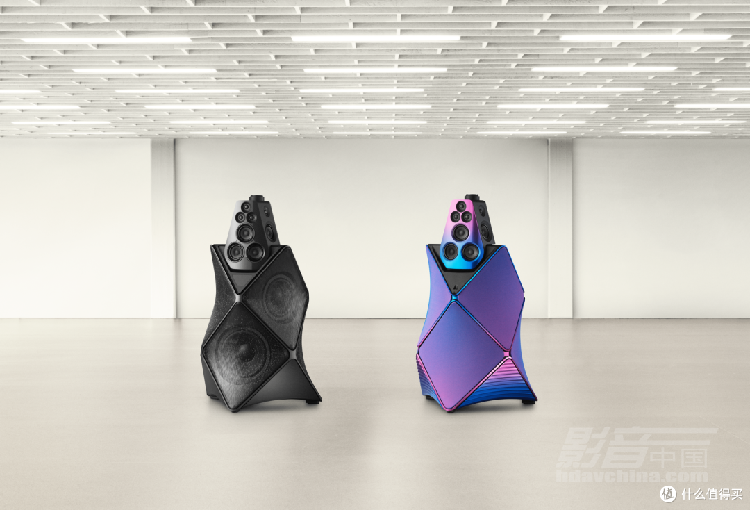B&O Beolab 90 ：暗夜力量与虹彩幻梦，百年庆典的双面杰作