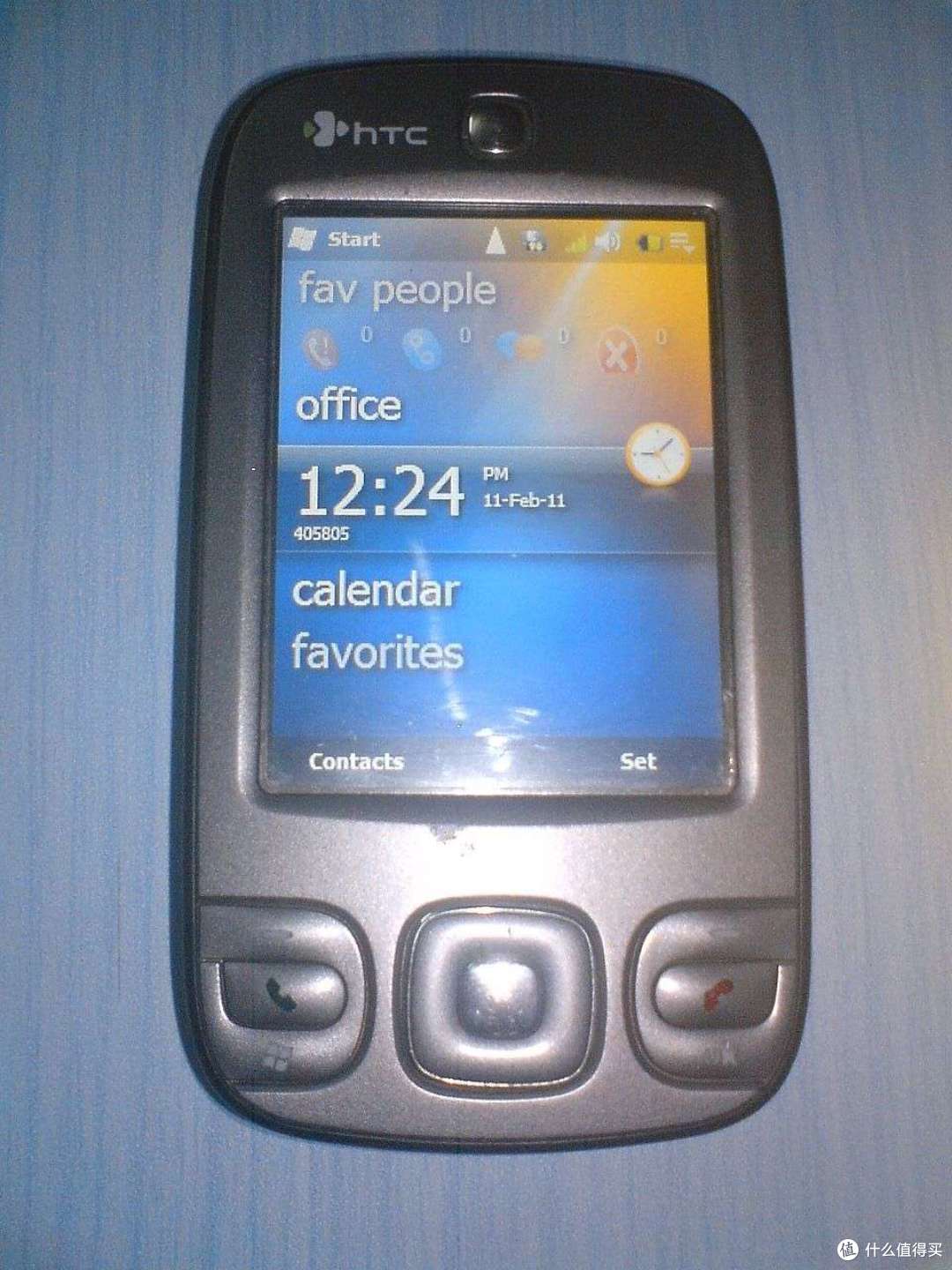 HTC Dream：为什么说它是安卓手机的 “开山鼻祖”？