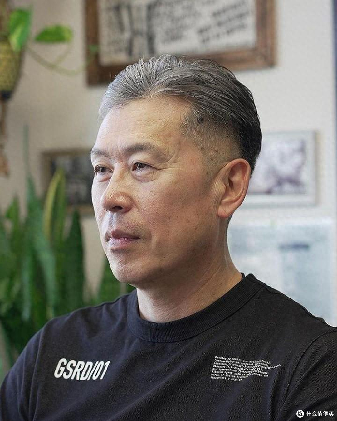 七、八十岁男人，比黑发更有气质的是白发，看完这3组对比就懂了