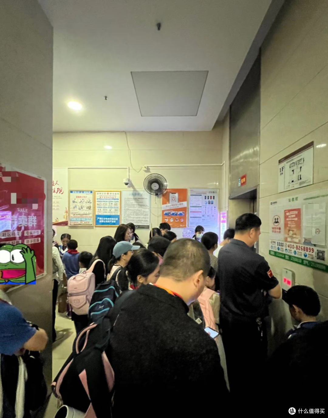 为什么越来越多人“搬离”两梯四户?过来人:只因缺点过于明显!