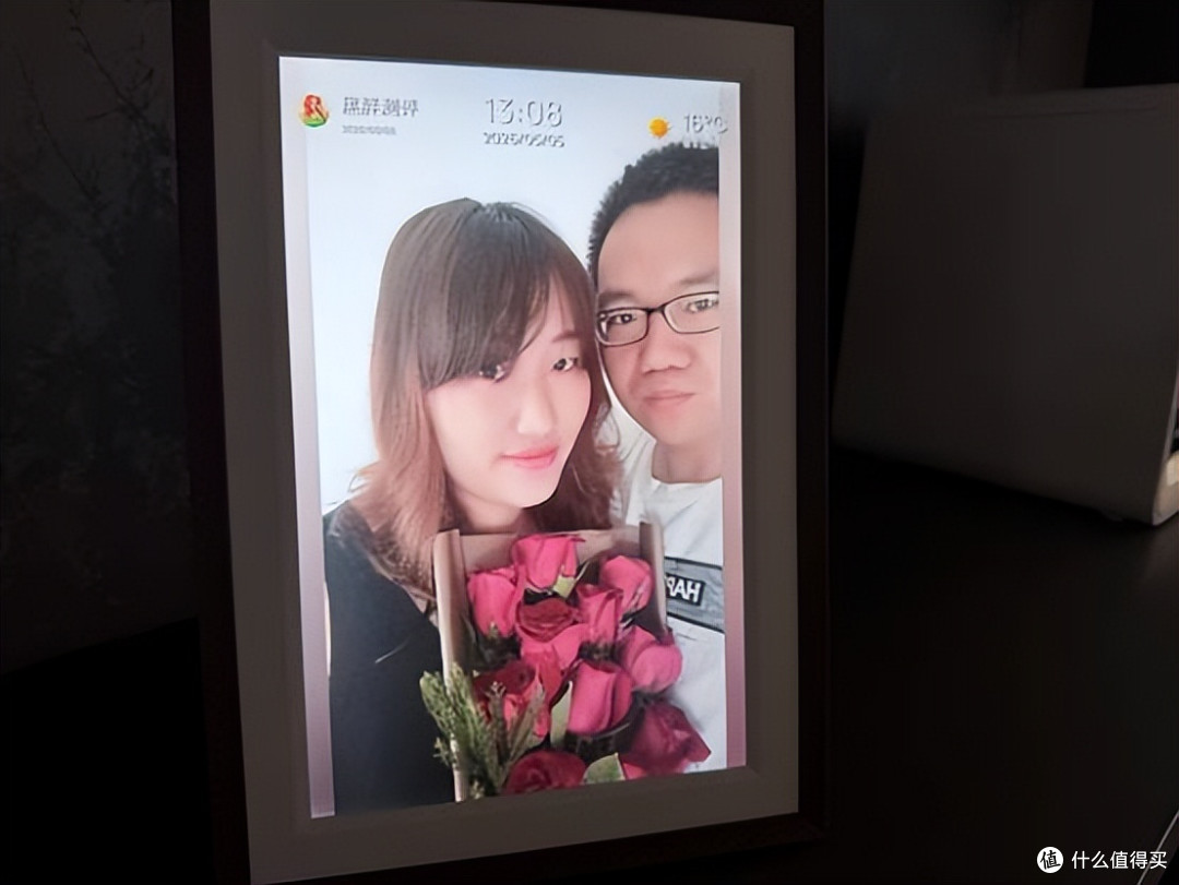 阿卓帕 D10 电子相册:把时光酿成触手可及的温暖