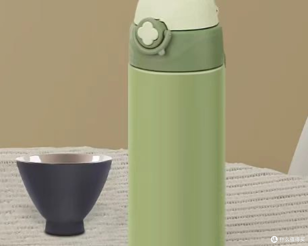 保温杯品牌排行榜前十名：被同事追着要链接有哪些品牌值得入手？