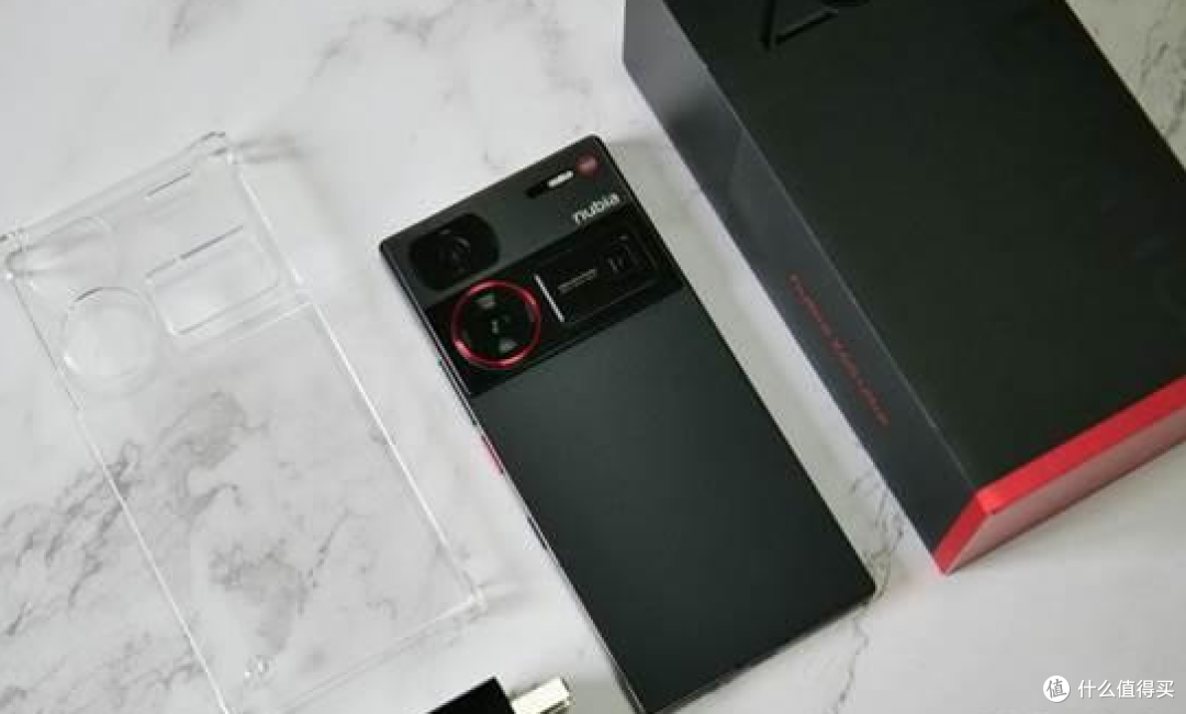 努比亚旗舰Z60Ultra彻底疯了,真全面屏,24G+1T,性能、续航在线