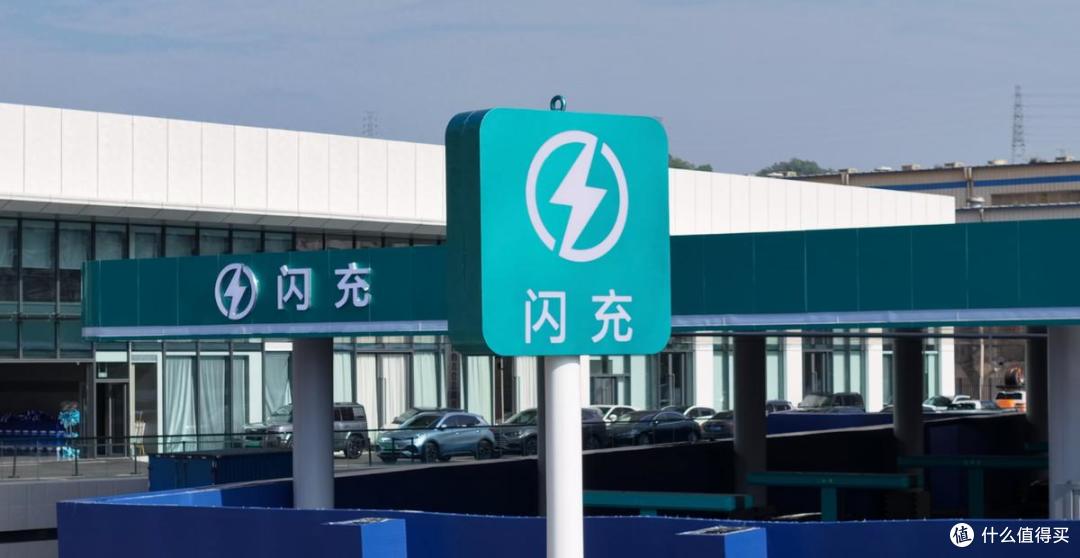26年四个月均是第一,这就是比亚迪用技术实力引领行业的底气