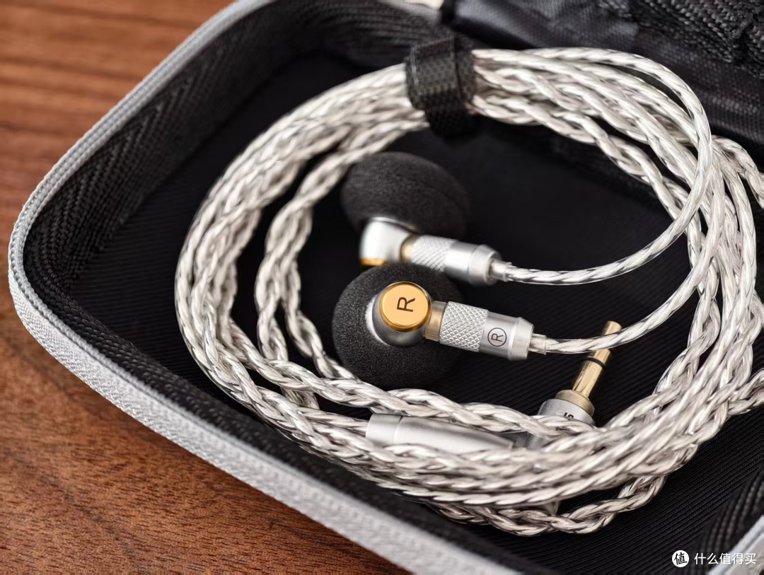 清新纯粹,平头新锐!SIVGA M260简评
