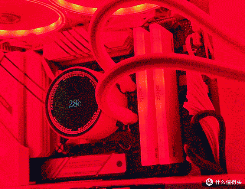 极致高频更能打，颜值性能双在线：挚科琉光C36 DDR5 8000MHz内存