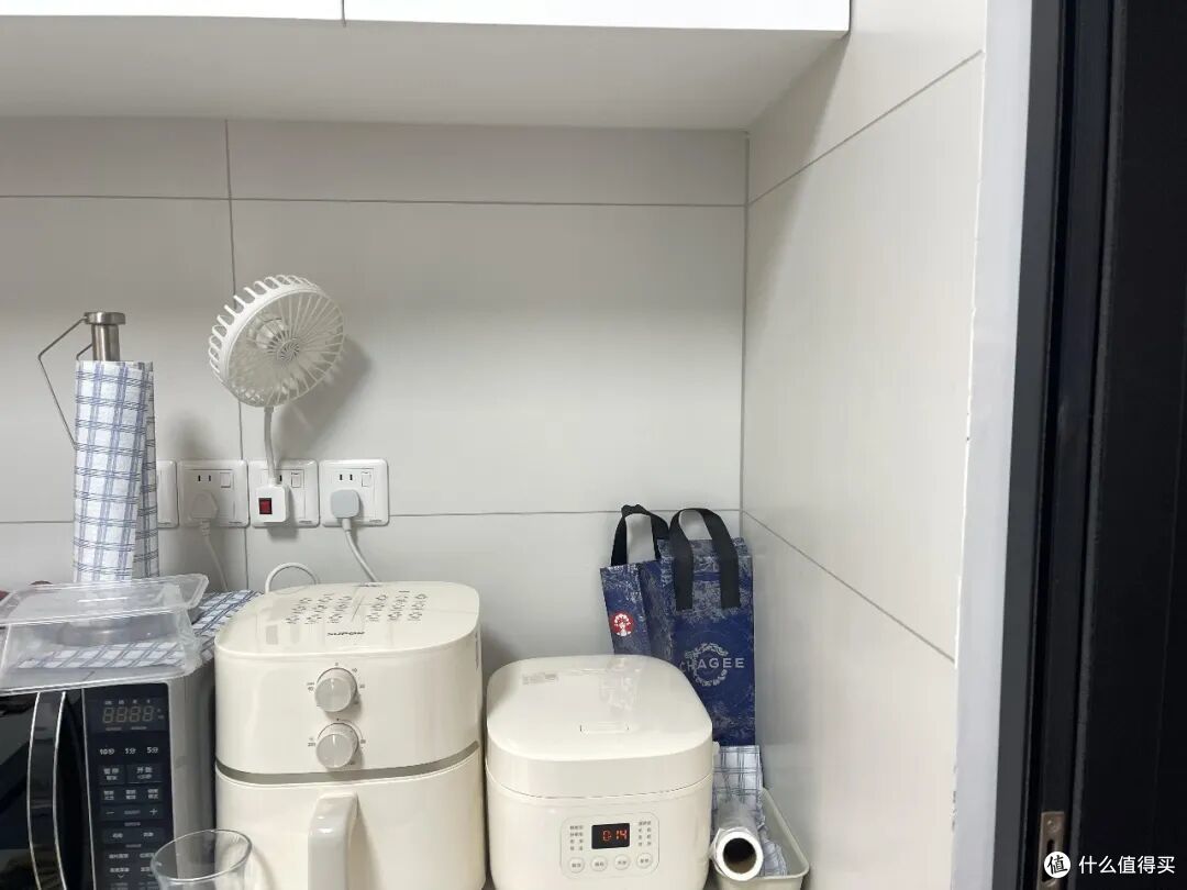 被网友的「电风扇用法」惊到了!果然,人类对电风扇的开发不足1%