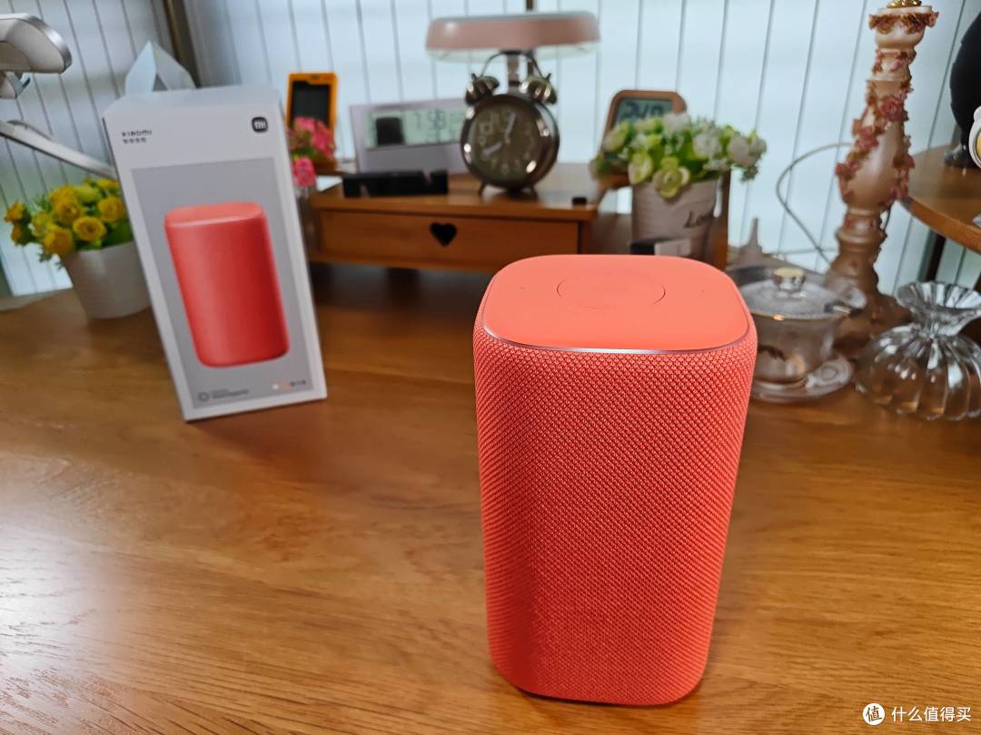 xiaomi智能音箱，百元价位即可获得出色的音质和基础智能交互功能