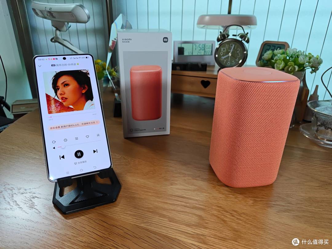 xiaomi智能音箱，百元价位即可获得出色的音质和基础智能交互功能