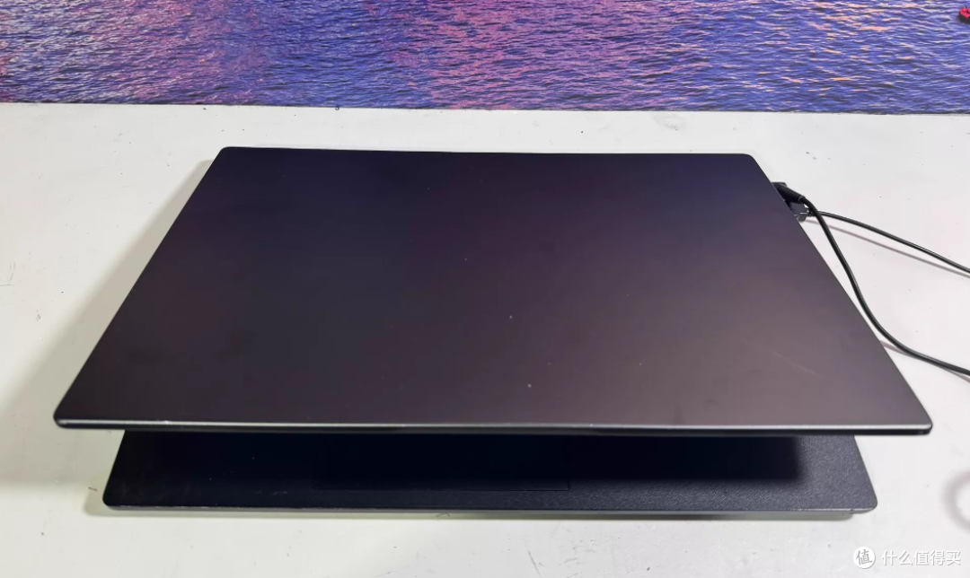800块的小米15.5寸笔记本，i5处理器128G+1T存储，玩传奇正好够用