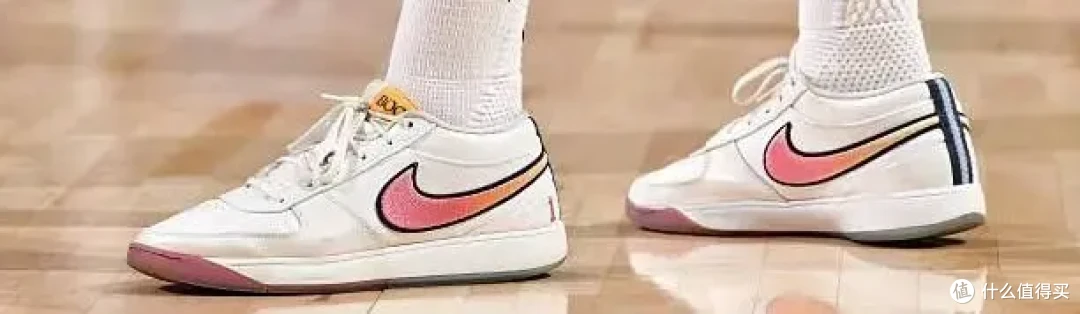 【NBA每日上脚】未来是谁的?训练营都是曼巴门徒!