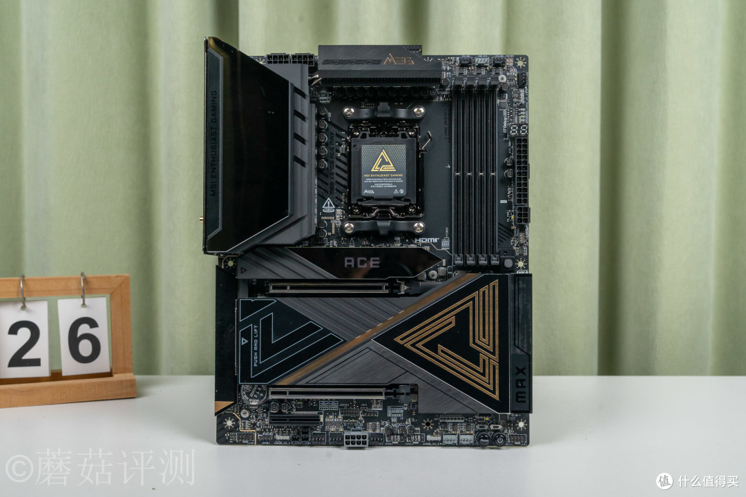 内外兼修,品质与颜值俱佳,微星MEG X870E ACE MAX战神主板 拆解