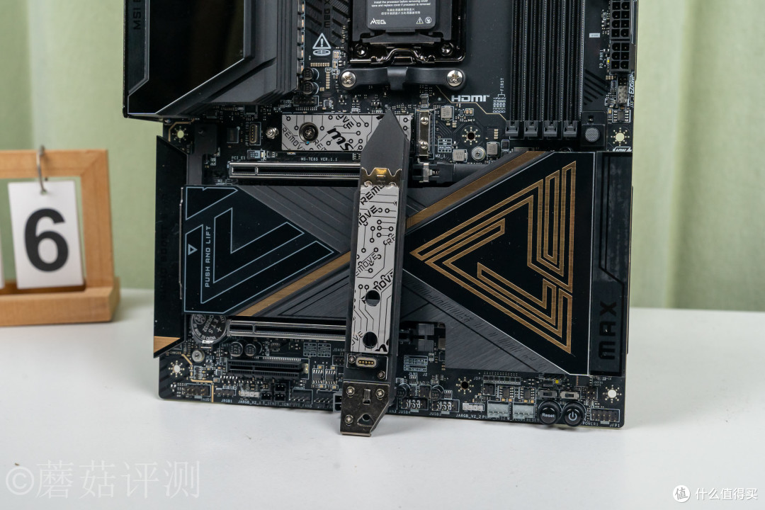 内外兼修,品质与颜值俱佳,微星MEG X870E ACE MAX战神主板 拆解