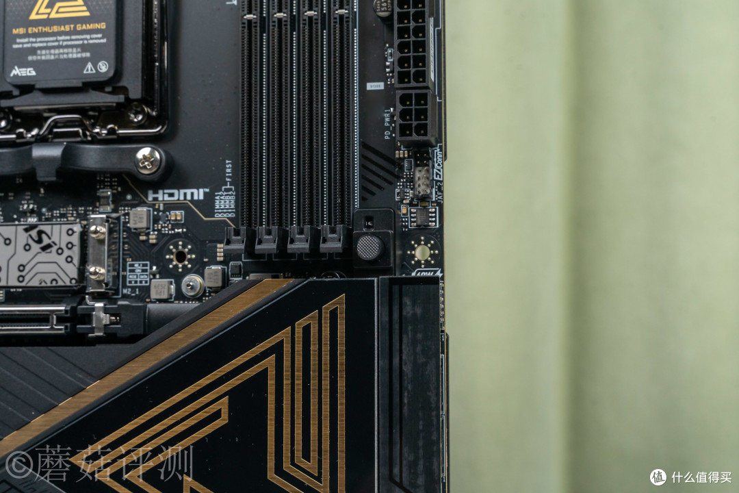 内外兼修,品质与颜值俱佳,微星MEG X870E ACE MAX战神主板 拆解