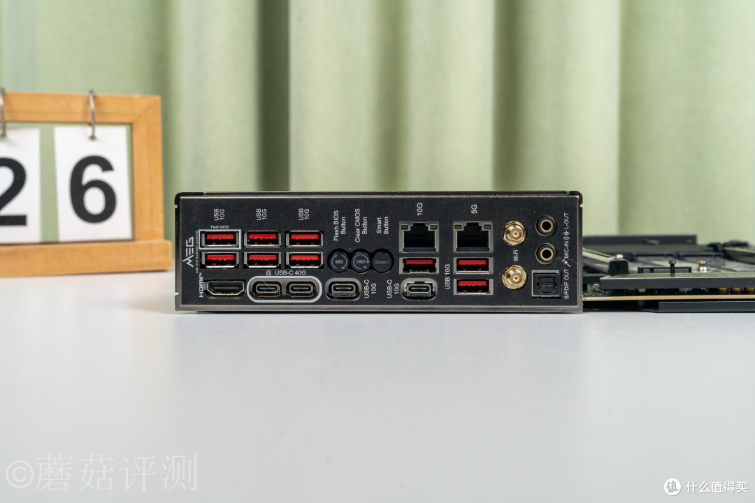 内外兼修,品质与颜值俱佳,微星MEG X870E ACE MAX战神主板 拆解