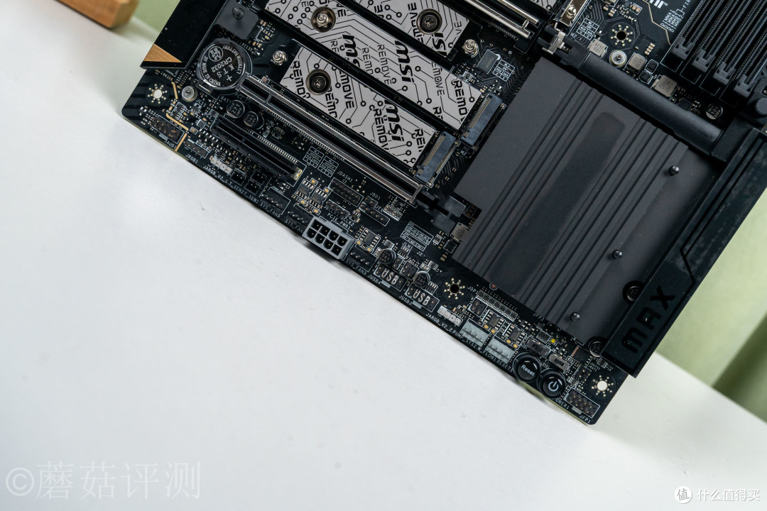 内外兼修,品质与颜值俱佳,微星MEG X870E ACE MAX战神主板 拆解