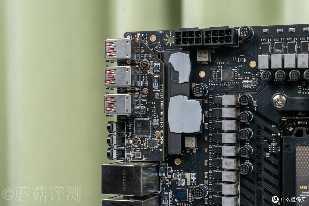 内外兼修,品质与颜值俱佳,微星MEG X870E ACE MAX战神主板 拆解