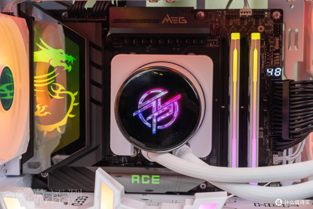 内外兼修,品质与颜值俱佳,微星MEG X870E ACE MAX战神主板 拆解