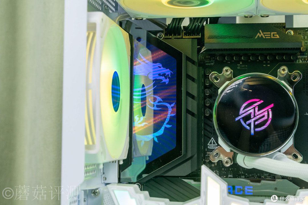 内外兼修,品质与颜值俱佳,微星MEG X870E ACE MAX战神主板 拆解