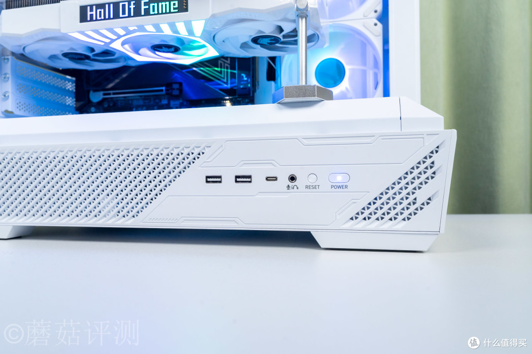 内外兼修,品质与颜值俱佳,微星MEG X870E ACE MAX战神主板 拆解
