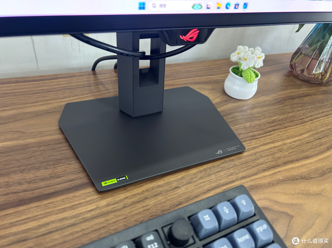 中端游戏玩家的顶级享受！ROG XG27AQDMES OLED电竞显示器实测