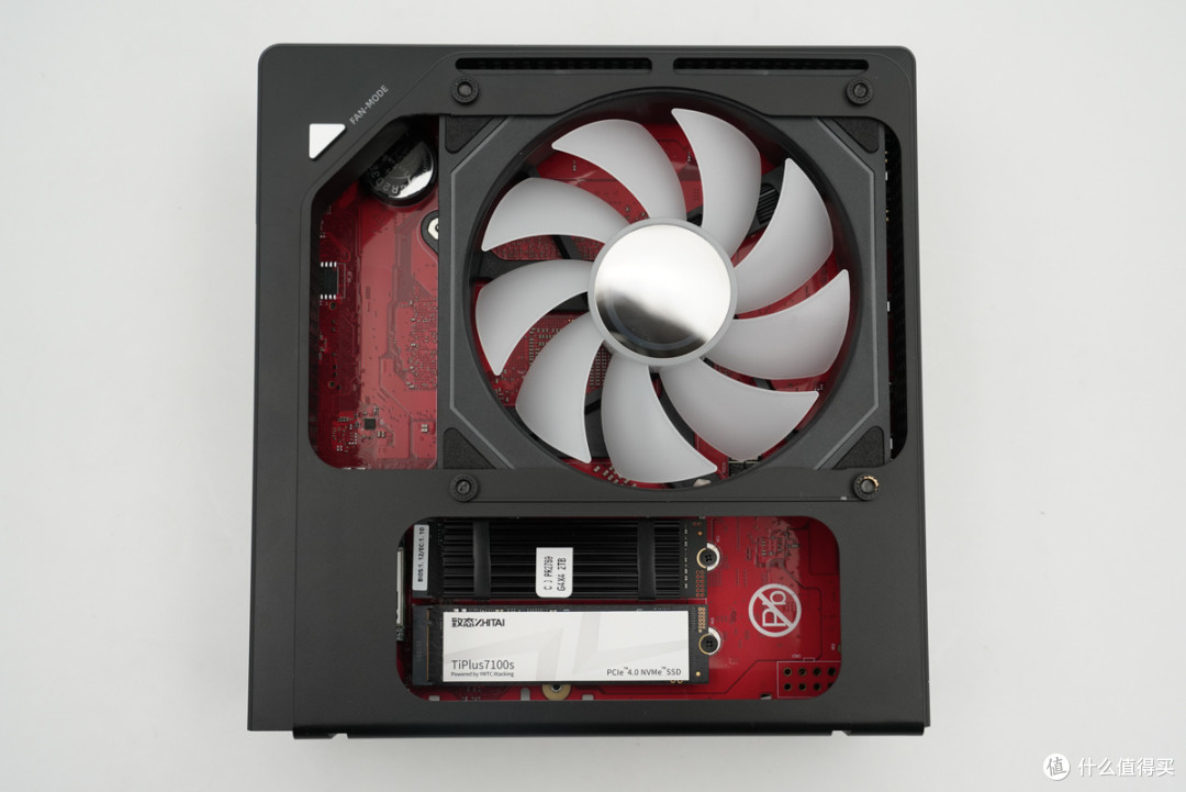 最强 AMD Zen5 迷你主机？极摩客AI迷你电脑主机拆解