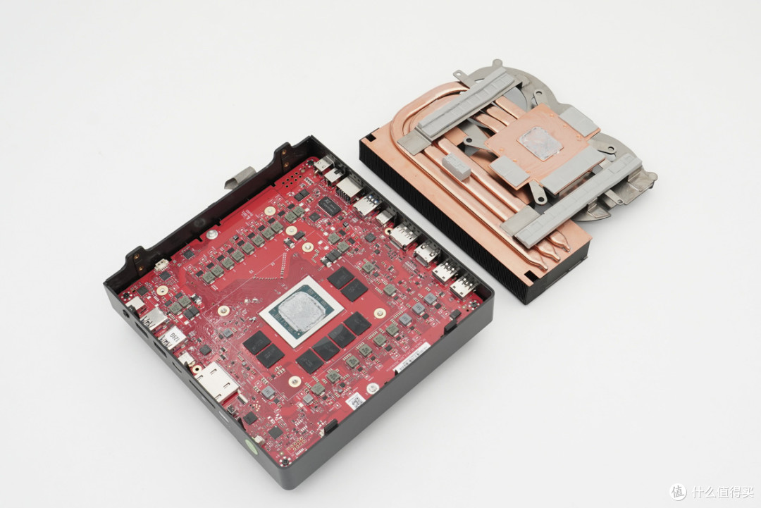 最强 AMD Zen5 迷你主机？极摩客AI迷你电脑主机拆解