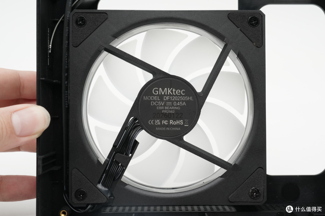 最强 AMD Zen5 迷你主机？极摩客AI迷你电脑主机拆解
