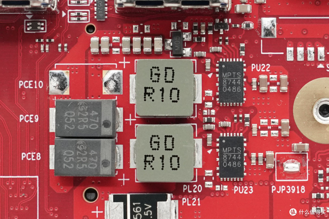 最强 AMD Zen5 迷你主机？极摩客AI迷你电脑主机拆解