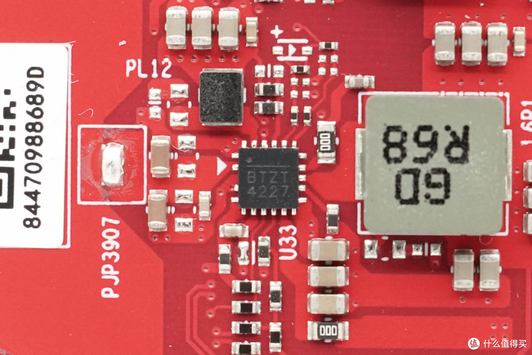 最强 AMD Zen5 迷你主机？极摩客AI迷你电脑主机拆解