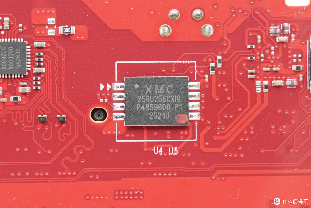 最强 AMD Zen5 迷你主机？极摩客AI迷你电脑主机拆解