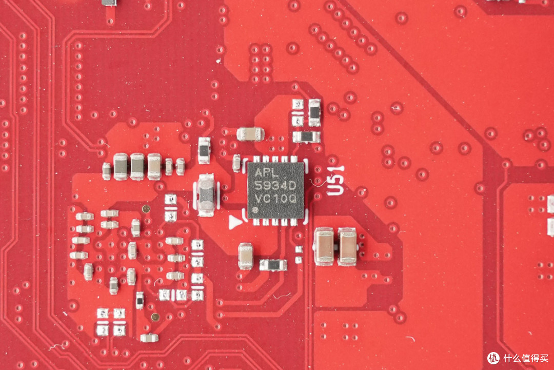 最强 AMD Zen5 迷你主机？极摩客AI迷你电脑主机拆解
