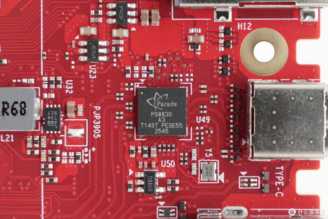 最强 AMD Zen5 迷你主机？极摩客AI迷你电脑主机拆解