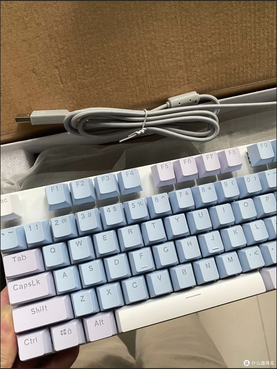 百元级红轴键盘办公舒适选择