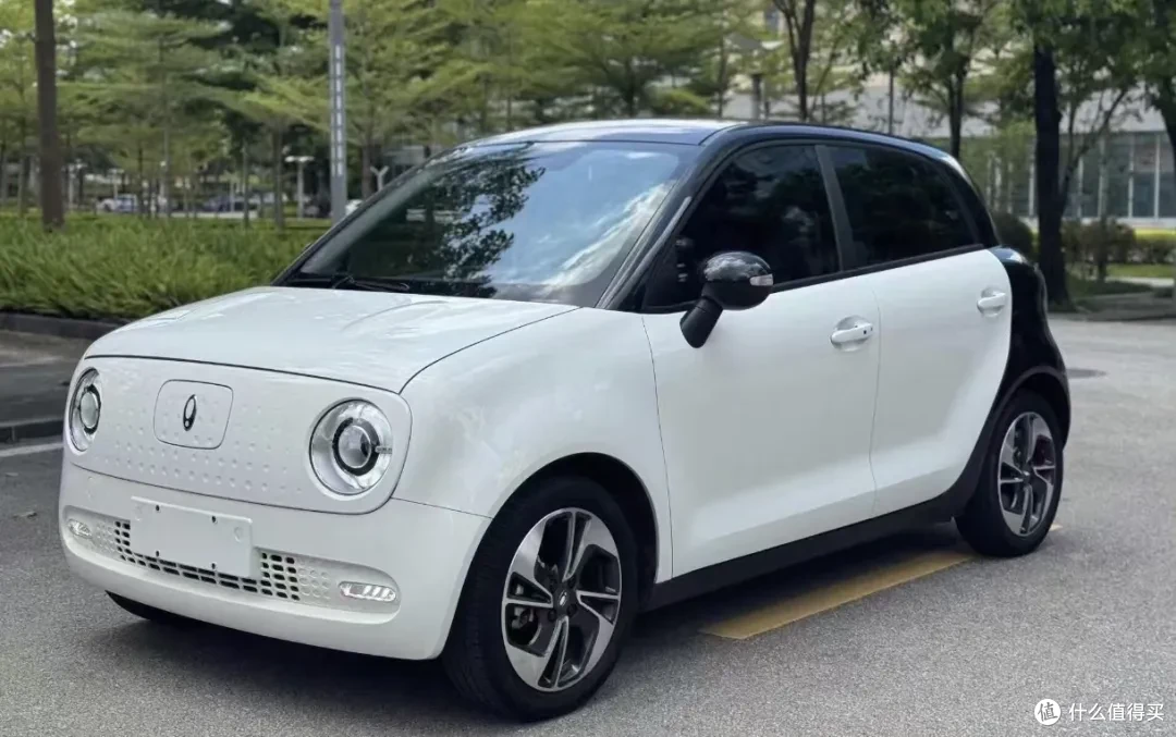 颜值最高的电动小车！续航301-405公里，二手最低1.8万