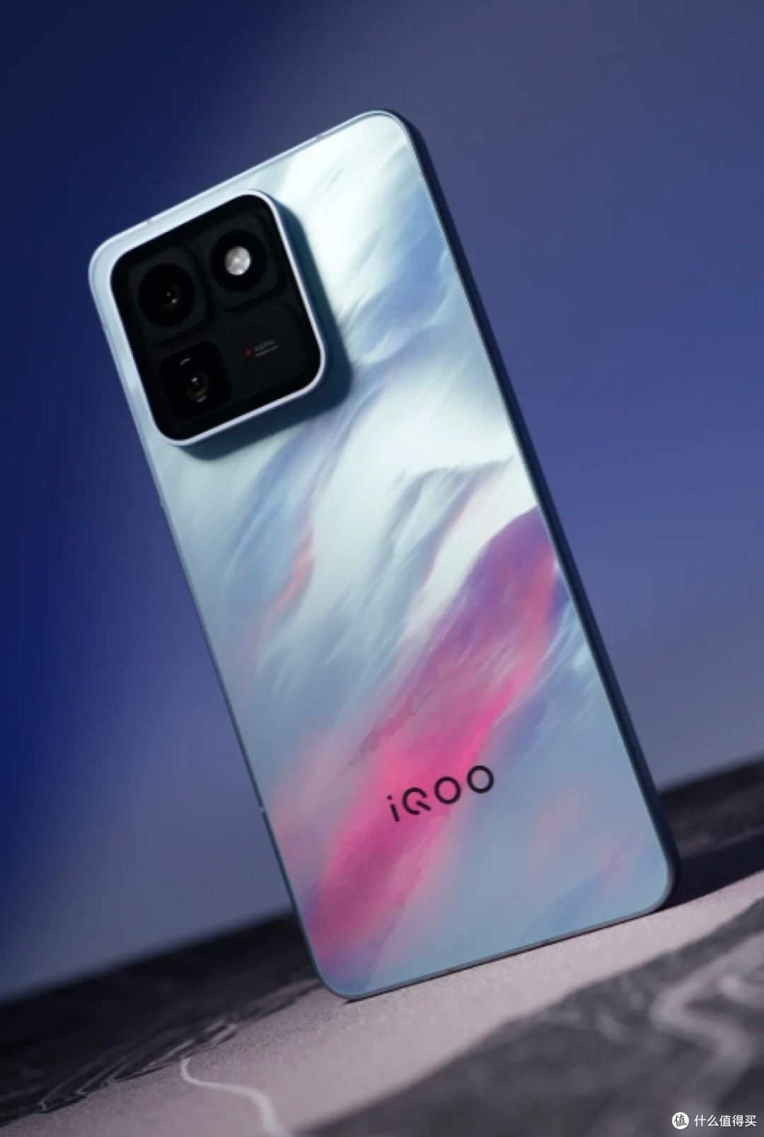 iQOO 15T官宣5月20日,现在3499买iQOO 15到底是捡漏还是踩坑?