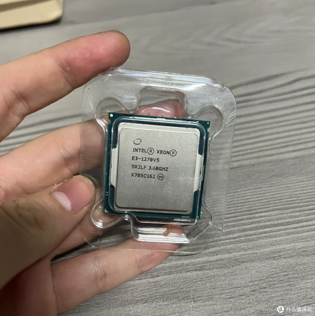 预算紧张装机怎么选?总价不到千元,E3-1275v5这款神U很值得考虑