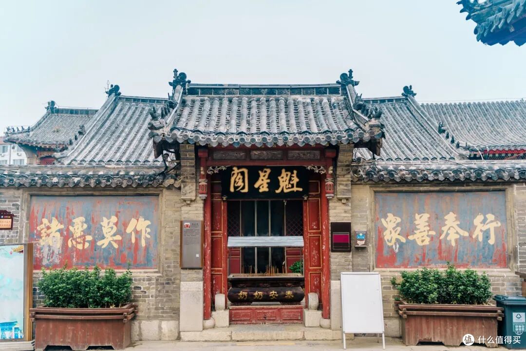 好吃好玩物价感人!这座小城不火也挺好的