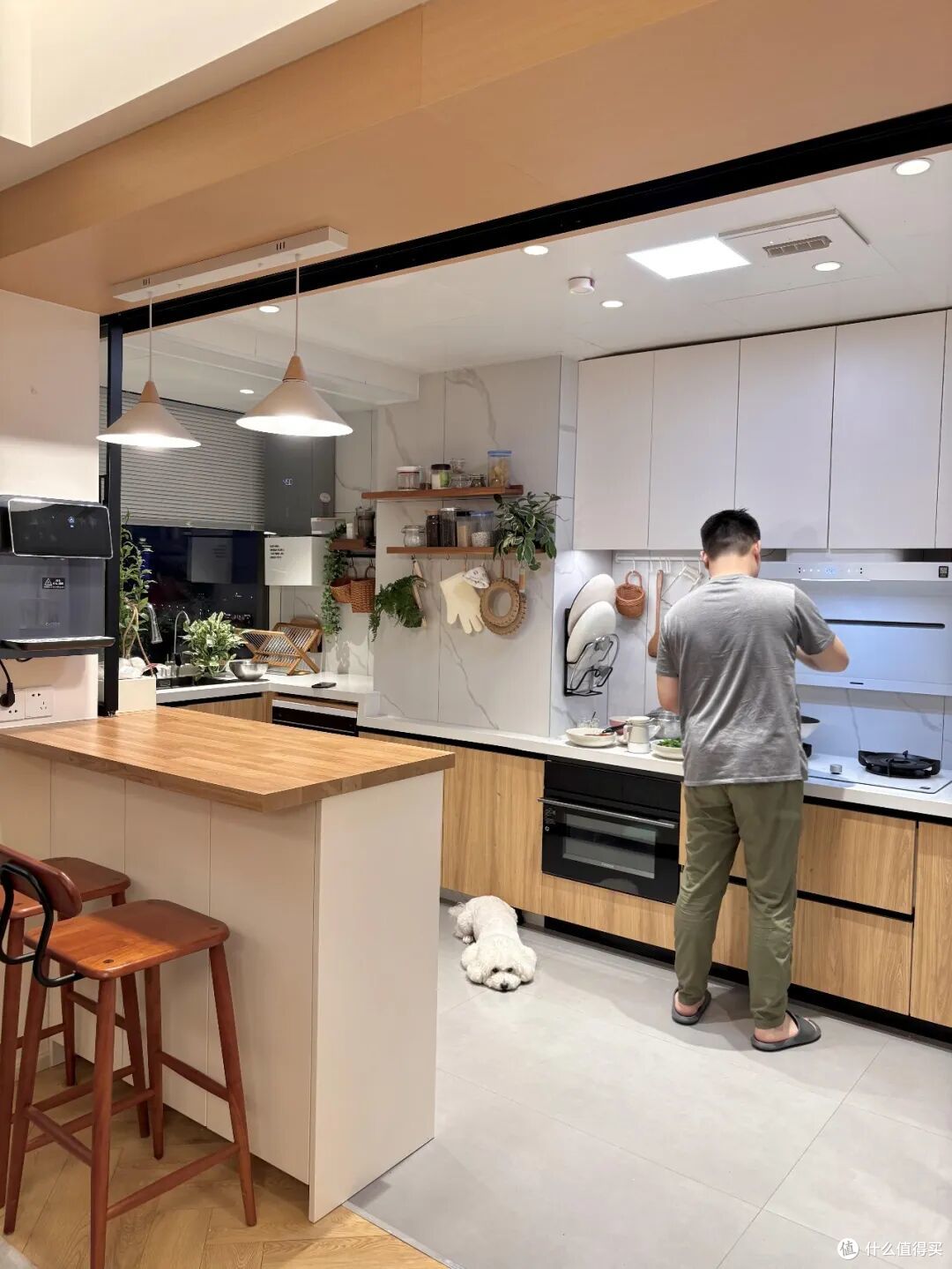 被年轻人的“反骨设计”给惊到，离谱但实用，长辈：没见过这样的