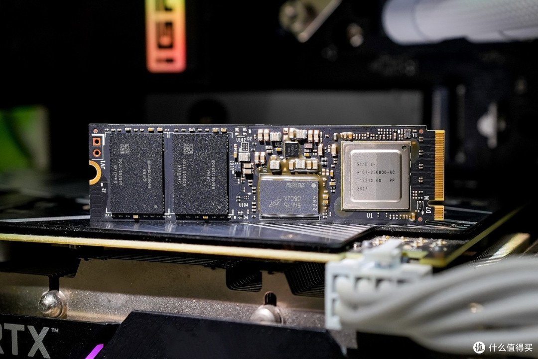 换肤登场 传承经典!SANDISK Optimus GX PRO 8100 NVMe SSD评测