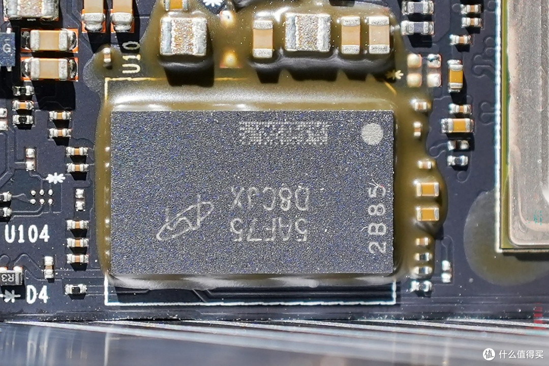 换肤登场 传承经典!SANDISK Optimus GX PRO 8100 NVMe SSD评测