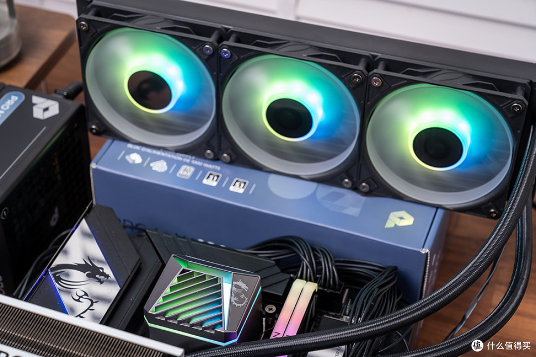 微星 PRO MAX 1000P :白金品质+ATX3.1满配,装机闭眼入