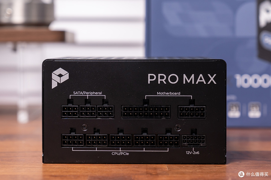 微星 PRO MAX 1000P :白金品质+ATX3.1满配,装机闭眼入