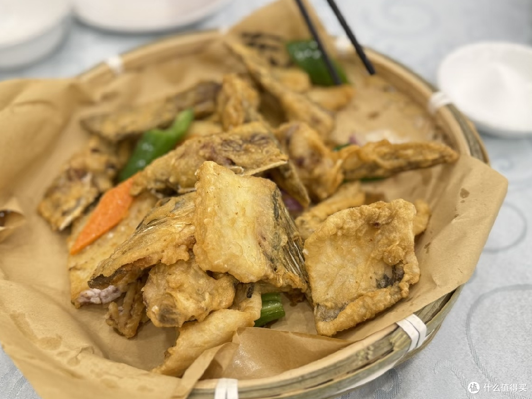捞鱼生:风生水起的美食仪式
