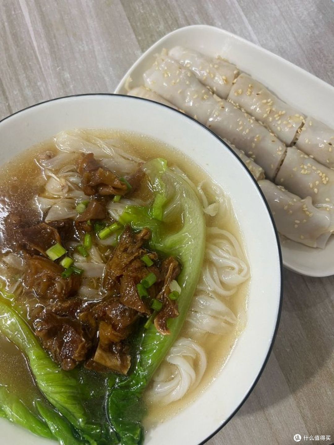 广州西华路40年传奇:珍珍小食店,一碗牛腩河粉的烟火坚守