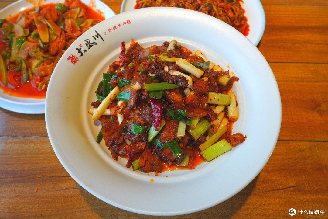 谁懂在宁夏吃了俩月牛羊肉之后,一个汉民能有多想吃猪肉?