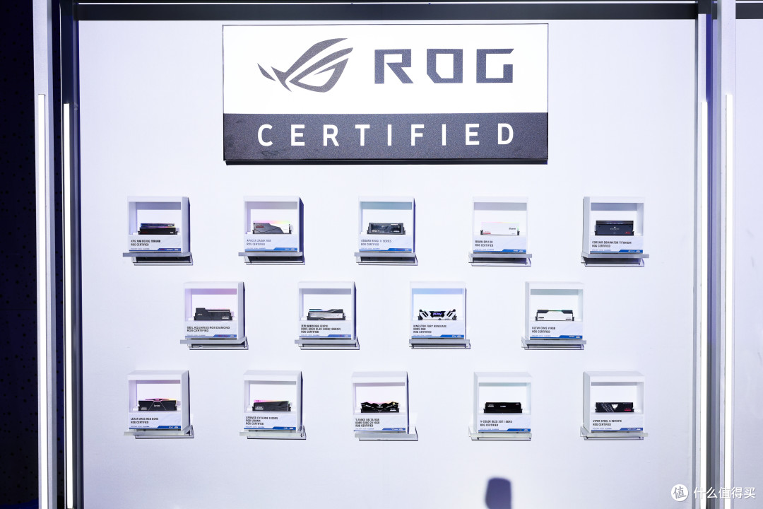 5999元！ROG20周年王炸，幻刃内存发布，全家桶终于圆满